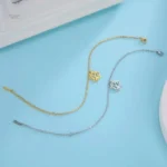 Bracelet de cheville délicat avec motif lotus
