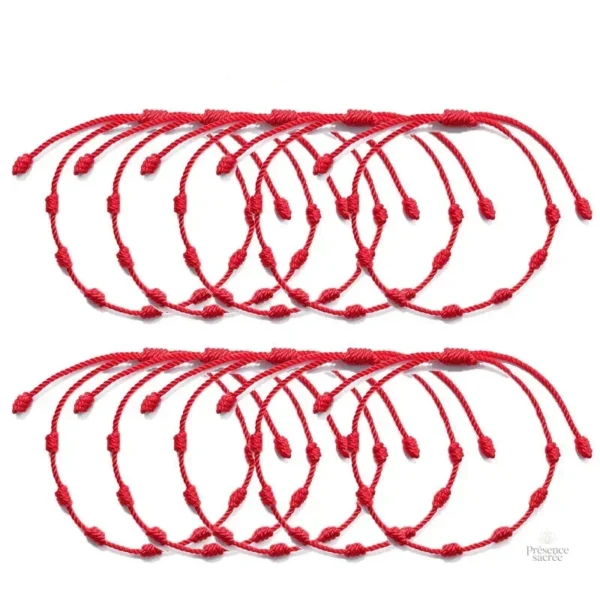Accessoire élégant en fil rouge noué