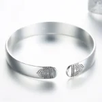 Accessoire spirituel en argent avec Fleur de Lotus