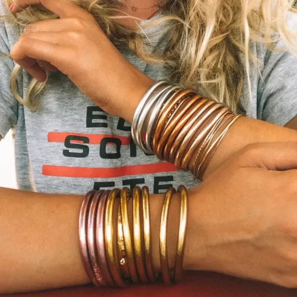 Lot de 7 bracelets jonc, style minimaliste