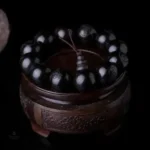 Bracelet Mala en ébène, ajout raffiné à votre style