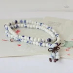 Bracelet Mala artisanal, symbole de paix et de méditation