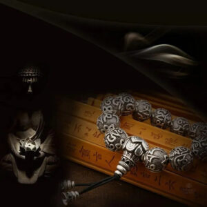 Mala en perles avec inscription Sanskrit