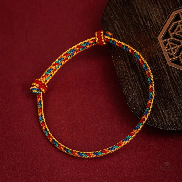 Accessoire bouddhiste tressé pour la méditation