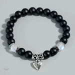 Bracelet Graine de Bodhi avec symbole de cœur