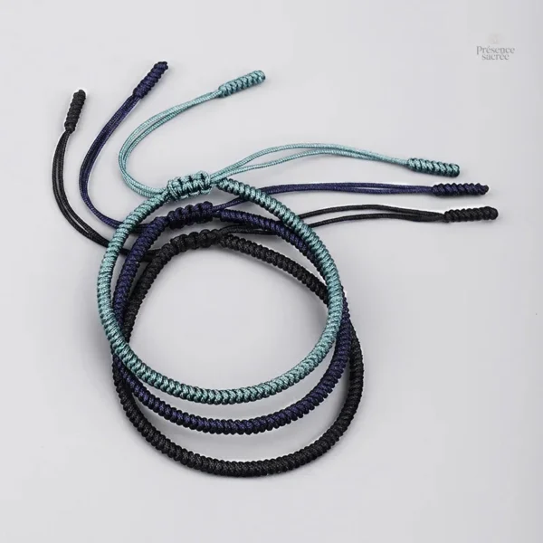 Bracelet en onyx noir, inspiration tibétaine unique