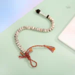 Bracelet spirituel Ohm Mane Padme Hum en perles naturelles