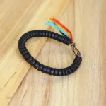 Bracelet Tibétain Tressé avec Mantra Porte Bonheur