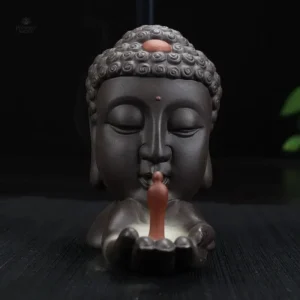 Fontaine à encens avec une tête de Bouddha élégante