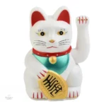 Figurine porte-bonheur avec geste de bienvenue