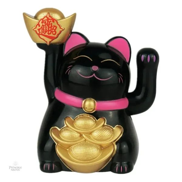 Chat porte-bonheur doré au design élégant