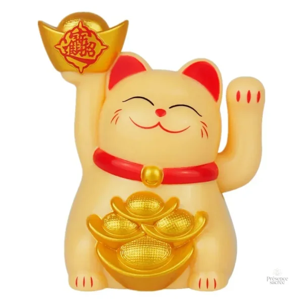 Maneki Neko doré, symbole de bonne fortune