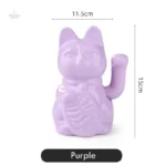 Sculpture chat Maneki Neko, vibrant symbole de chance