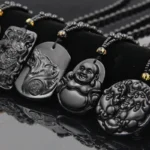 Collier méditation Avalokiteśvara en pierre obsidienne