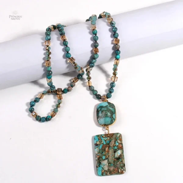 Accessoire spirituel, collier en pierre verte naturelle