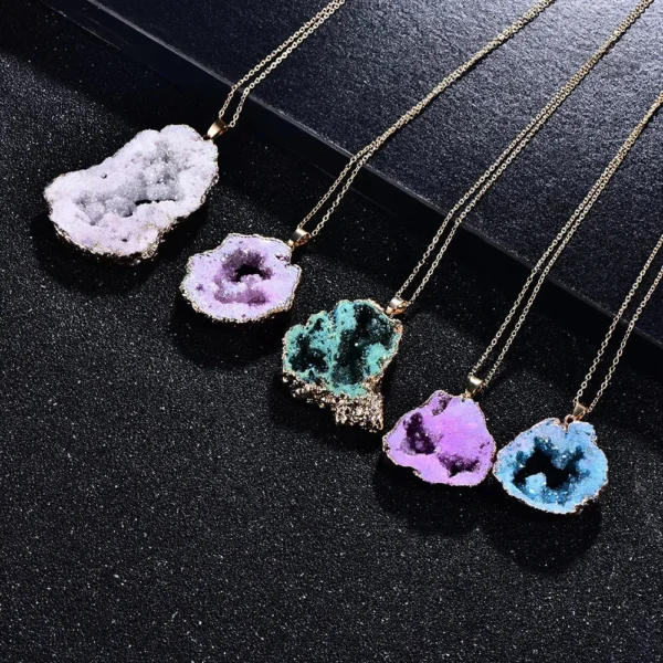 Collier en Agate - Harmonisation et Équilibre Émotionnel