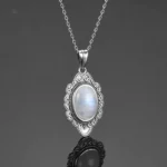 Collier pierre naturelle, éclat de Lune