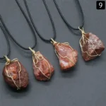 Collier en pierres de cristal pour harmonie intérieure