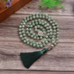 Collier Mala en jade birman, perles naturelles et méditation