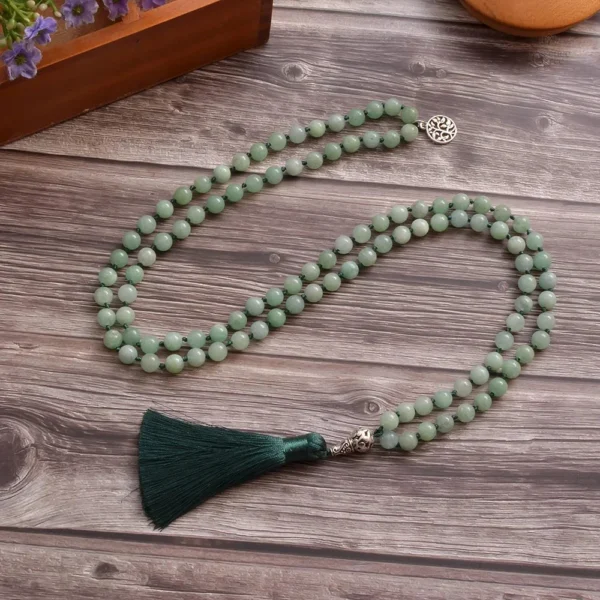 Perles de jade birman, collier bouddhiste pour la spiritualité