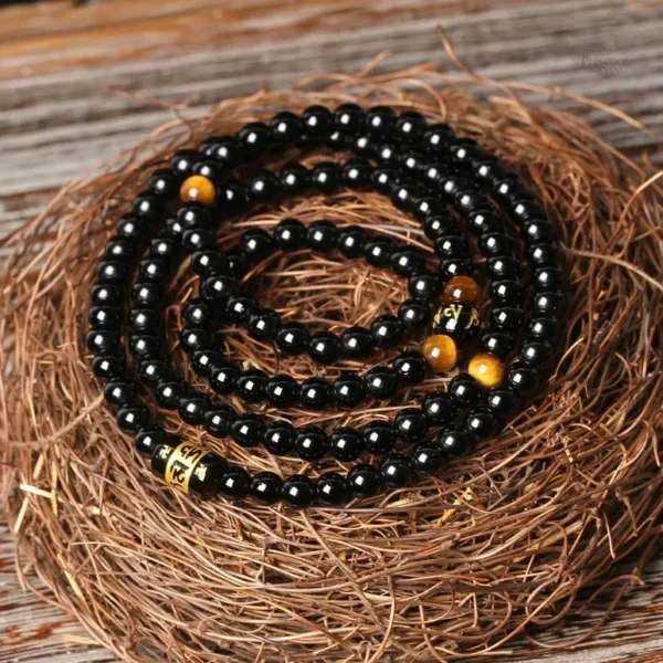 Mala Onyx, accessoire idéal pour la pratique du yoga