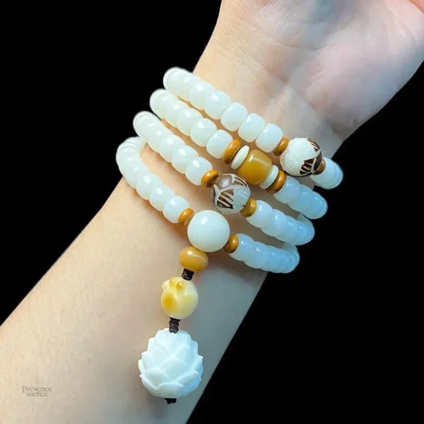 Collier mala blanc, pour la méditation et le bien-être
