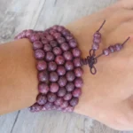 Collier en bois d'amarante, accessoire zen