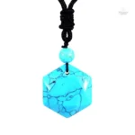 Collier en agate noire authentique hexagonale