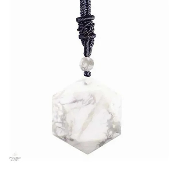 Accessoire spirituel en agate noire hexagonale