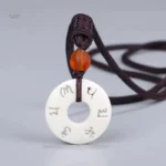 Collier Tibétain en Ivoire, bijou bouddhiste élégant