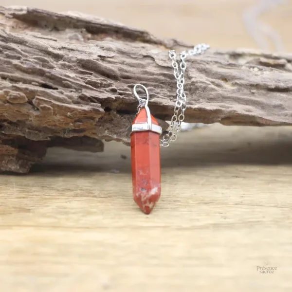 Bijou tendance : collier en pierre hexagonale
