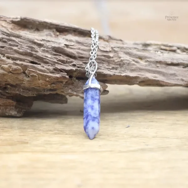 Bijoux en pierre naturelle avec design hexagonal