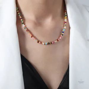 Bijou collier en pierres naturelles variées et colorées