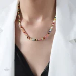 Collier pierres naturelles aux teintes vibrantes