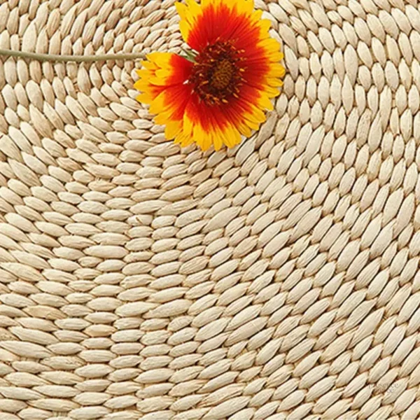 Accessoire de méditation en paille