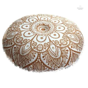 Coussin de méditation orné d'un motif mandala
