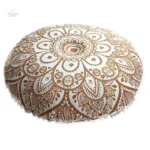 Coussin de méditation aux motifs inspirants mandala