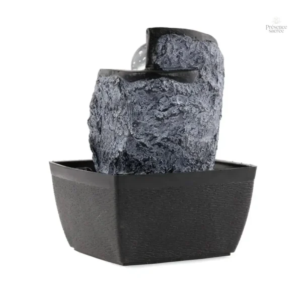 Décoration zen : fontaine à eau élégante