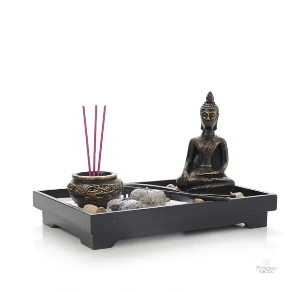 Set de jardin zen avec Bouddha pour la détente