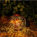 Lanterne solaire antique pour embellir votre jardin
