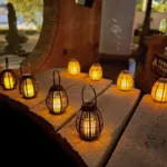 Objet décoratif solaire pour terrasse en rotin
