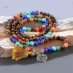 Bracelet mala accueillant les énergies des 7 chakras