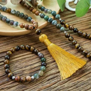 Mala en pierres Oeil de Tigre, style tibétain unique