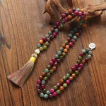 Mala Tibétain en pierres précieuses, accessoire de méditation