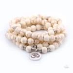 Mala en turquoise, outil spirituel pour la pratique du yoga