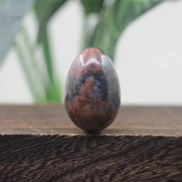 Oeuf de Yoni en Labradorite rouge