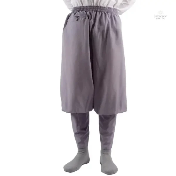 Style zen, pantalon adapté au bouddhisme