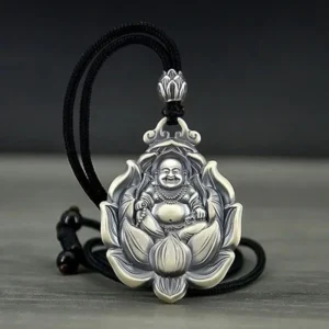 Pendentif argent avec symbole bouddhiste
