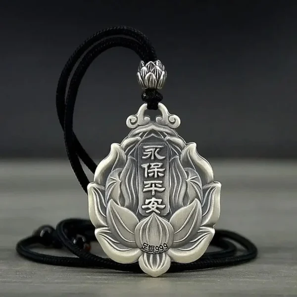 Pendentif spirituel en argent avec design bouddhiste