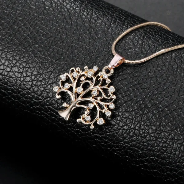 Collier bouddhiste avec motif Arbre de Vie féminin